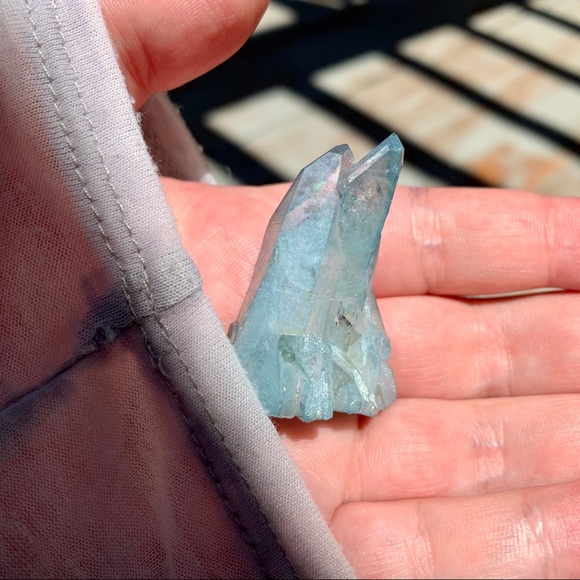 Healing Crystal - Aqua Aura Quartz Cluster - Picture 11 of 13